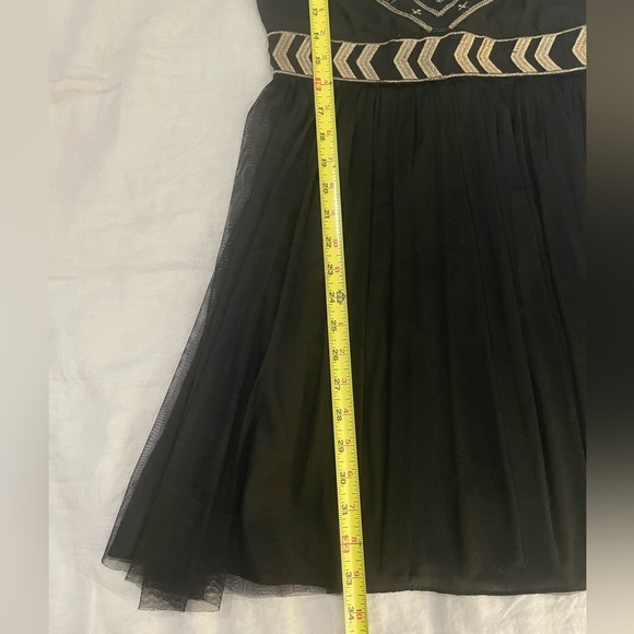 Marineblu Black and Gold Mini Cocktail Dress with Tulle Overlay sz M - Picture 4 of 6